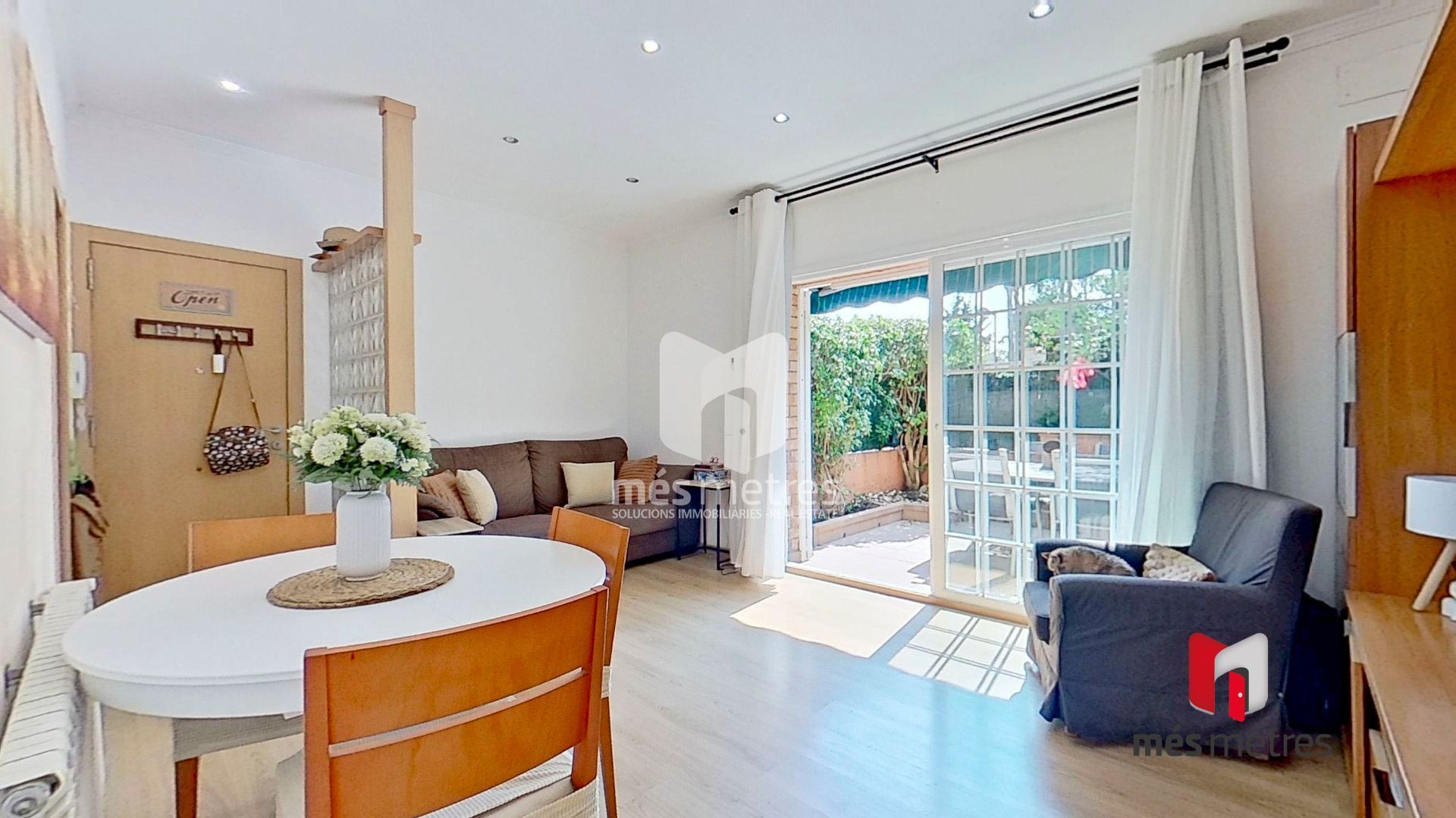 Exterior view of Flat for sale in El Masnou  with Heating and Private garden