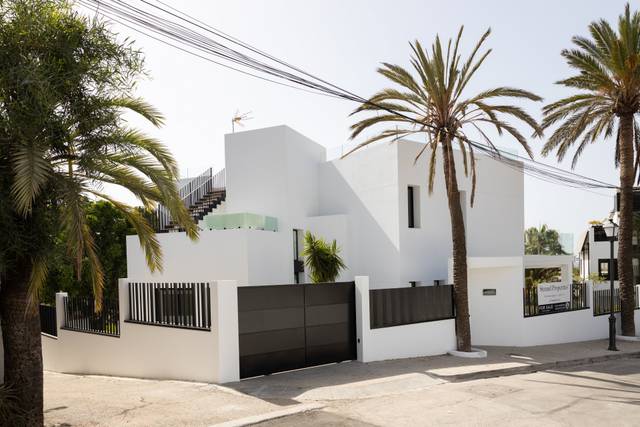 Casa-chalet en Venta en Marbesa