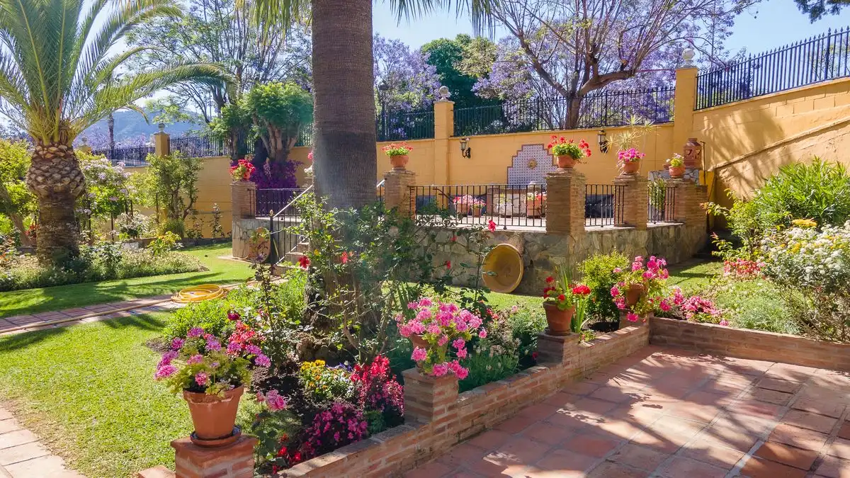 Jardín de Casa o chalet en venta en Alhaurín de la Torre con Aire acondicionado, Calefacción y Jardín privado