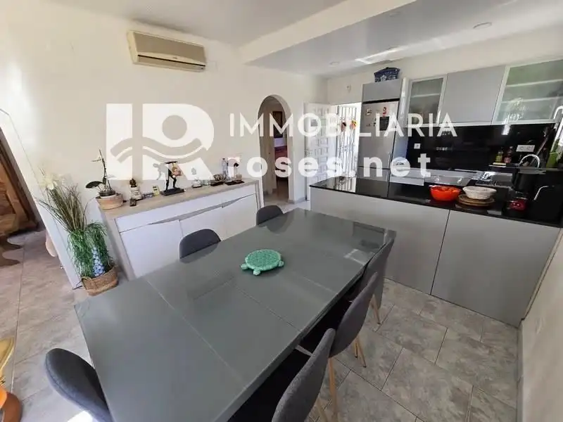 Casa con piscina en venta en Pení, imagen 7