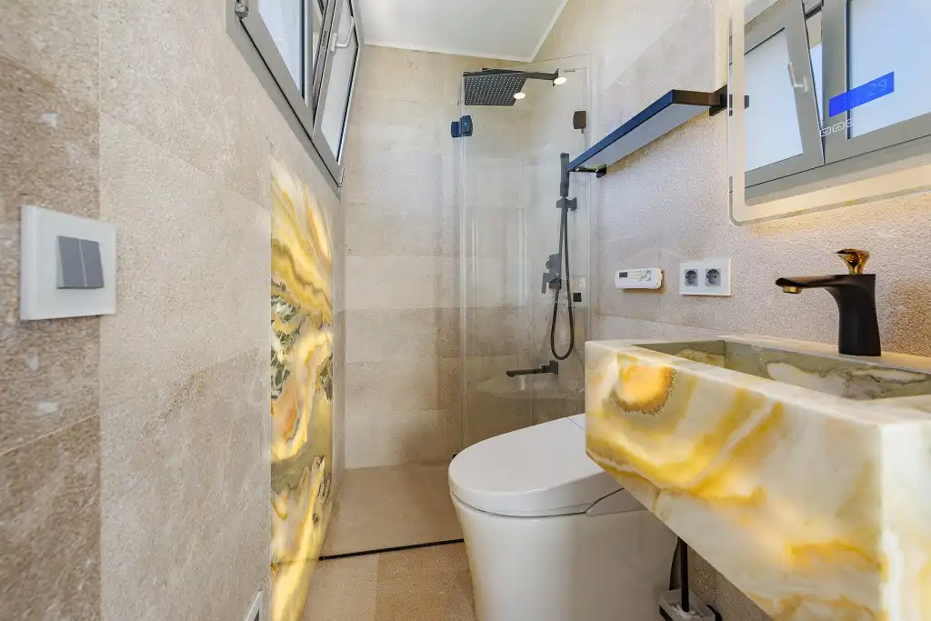 Badezimmer von Wohnungen zum Verkauf in Andratx mit Terrasse, Schwimmbad und Balkon