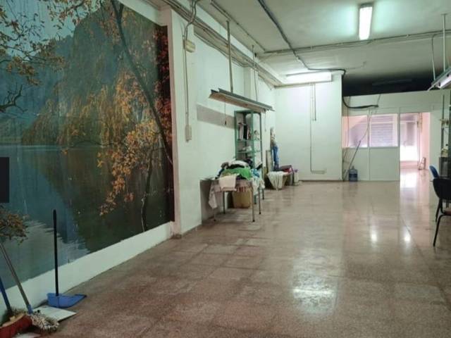 Local comercial en Venta en Carrer Cristóbal Sanz, 40 en Pont Nou - Corazón de Jesús