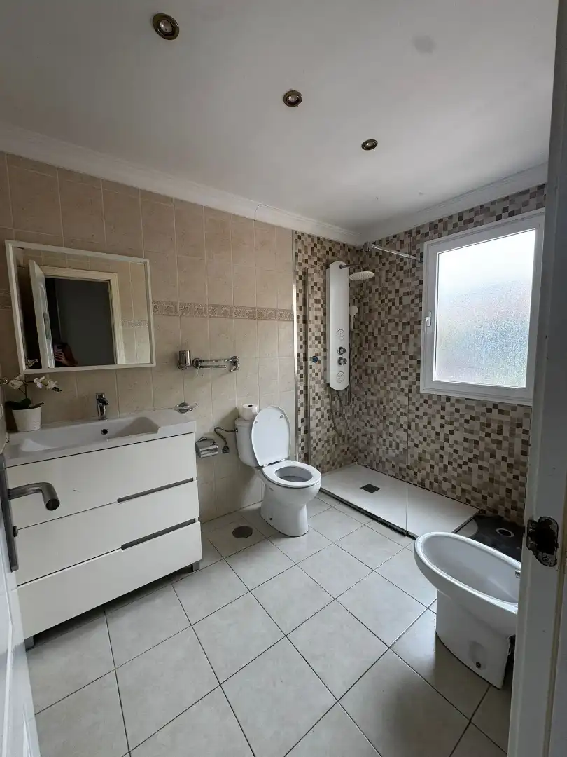 Badezimmer von Einfamilien-Reihenhaus zum Verkauf in Adeje mit Terrasse