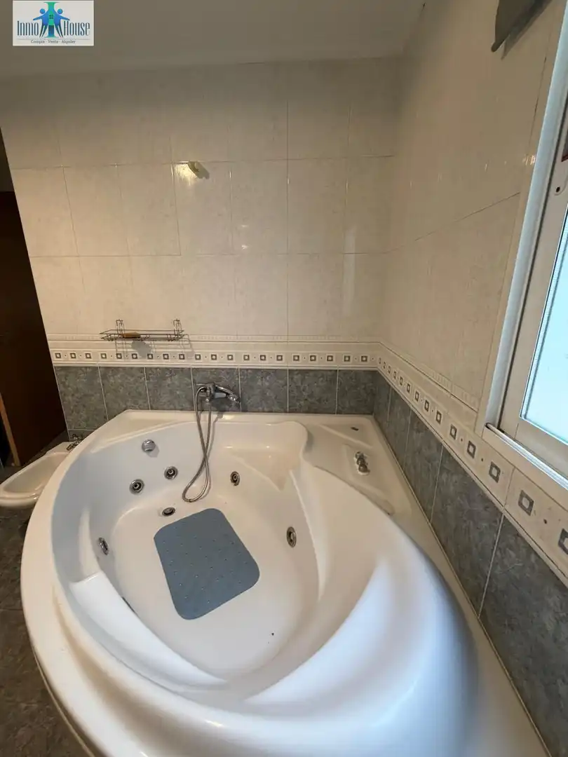Baño de Dúplex en venta en Albacete con Calefacción y Amueblado