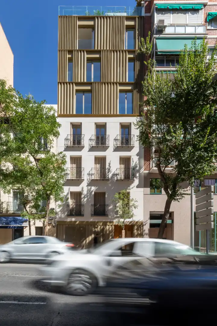 Piso en venta en Calle de Santa Engracia, 96, Almagro