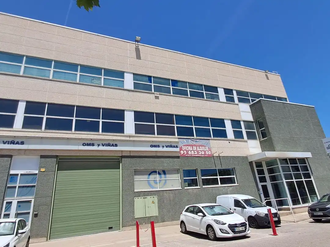 Außenansicht von Büro zum Verkauf in Madrid mit Klimaanlage, Heizung und Terrasse