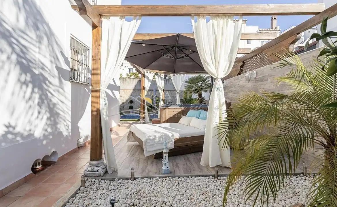 Terraza de Casa o chalet en venta en Nerja con Terraza, Piscina y Horno