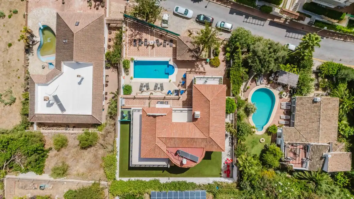 Vista exterior de Casa o chalet en venta en Mijas con Aire acondicionado, Calefacción y Jardín privado
