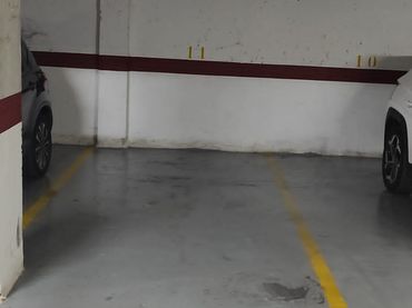 Einzelparkplatz zum Verkauf in Calle Cox