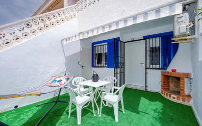 Jardí de Casa o xalet en venda en Torrevieja amb Terrassa i Moblat