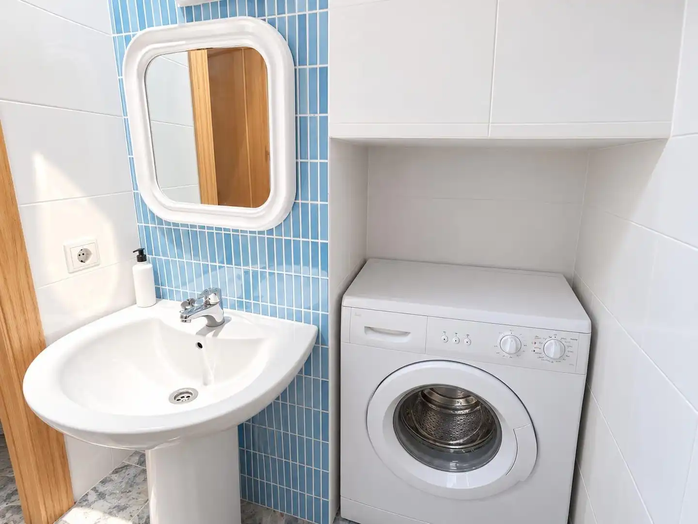 Baño de Piso en venta en Ciudad Real con Aire acondicionado, Calefacción y Amueblado