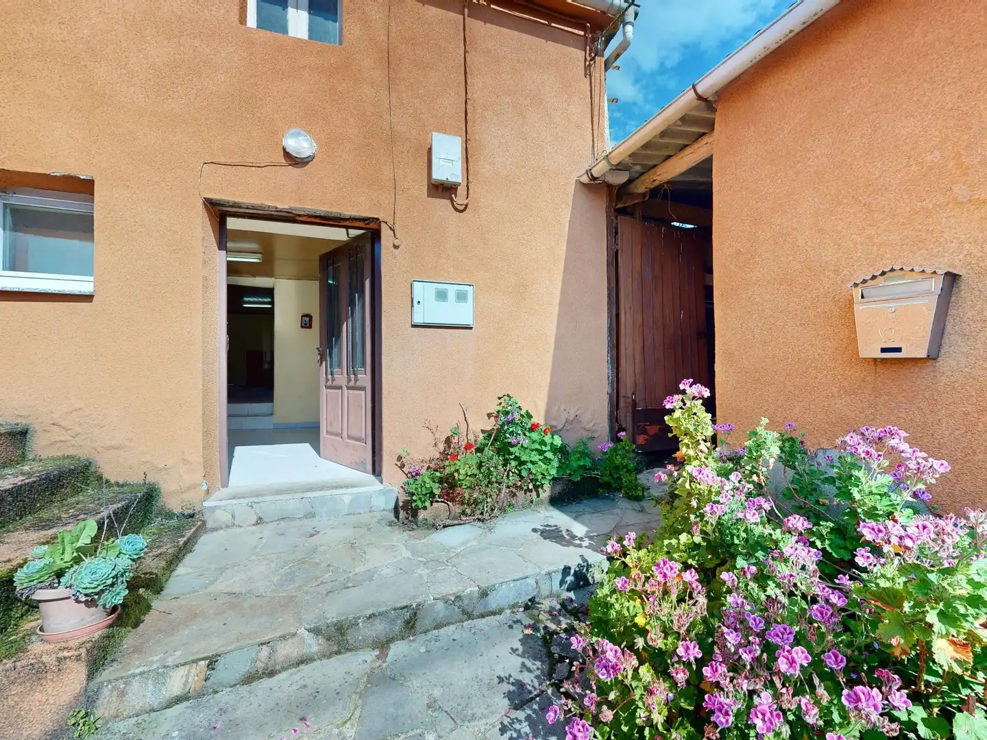 Exterior view of Houses for sale in Trabada  with Storage room