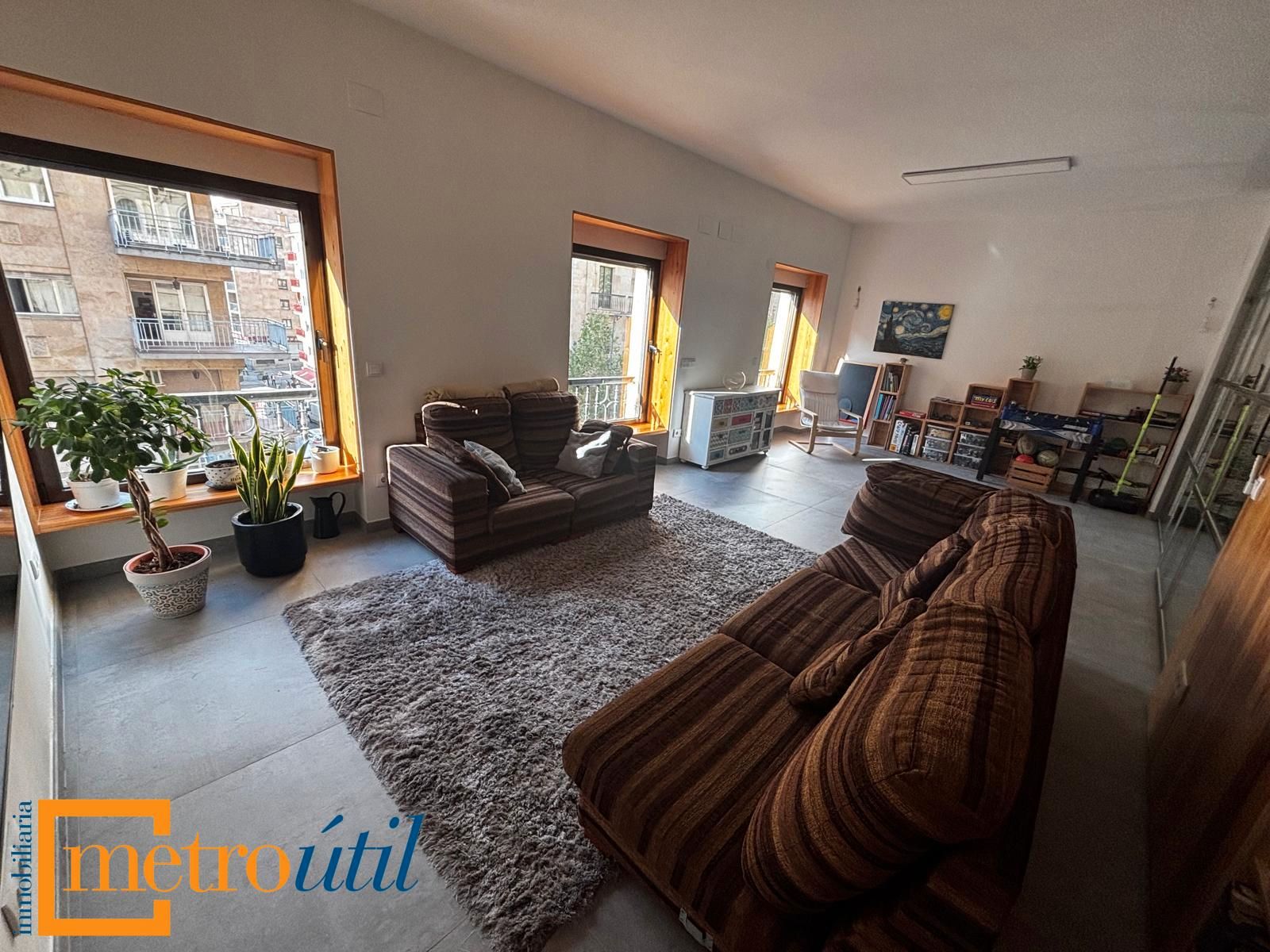 Sala d'estar de Pis en venda en Salamanca Capital amb Calefacció, Traster i Balcó