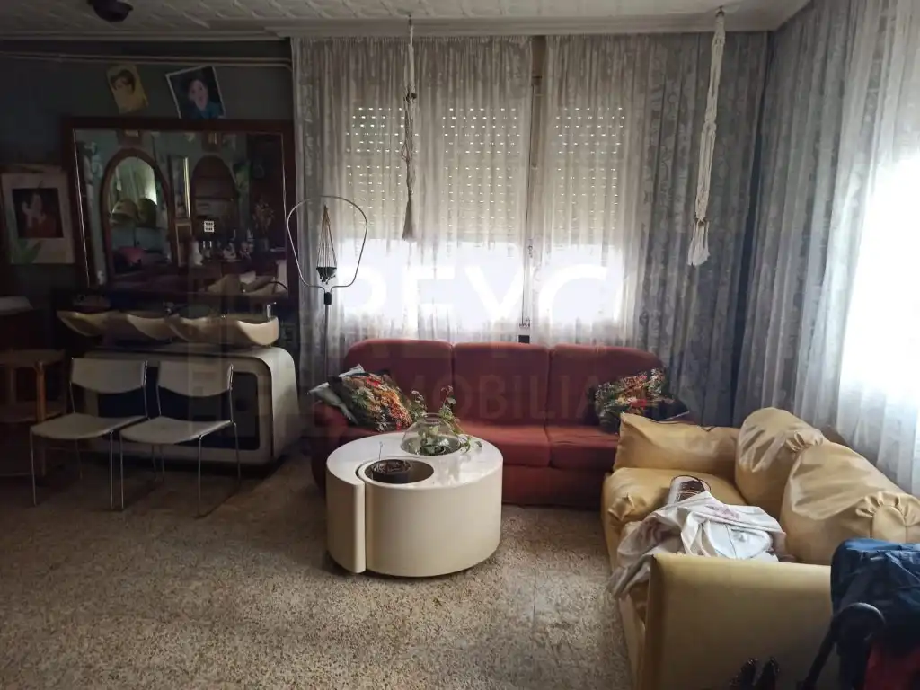 Living room of Houses for sale in Baños de Río Tobía  with Private garden, Swimming Pool and Balcony