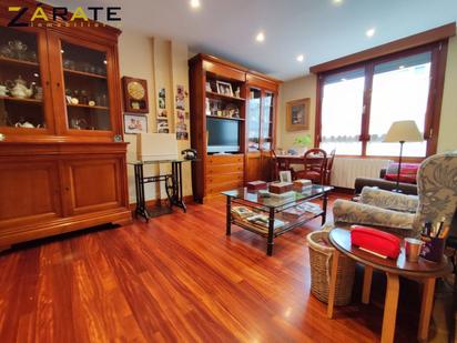 Living room of Flat for sale in Bilbao   with Air Conditioner, Heating and Balcony