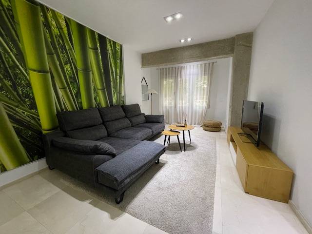 Piso en Alquiler en Carrer Portugal en Ensanche - Diputación