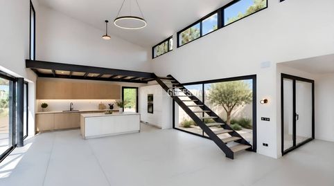 Exclusiva casa de obra nueva en venta en Matadepera con jardín privado y acabados premium