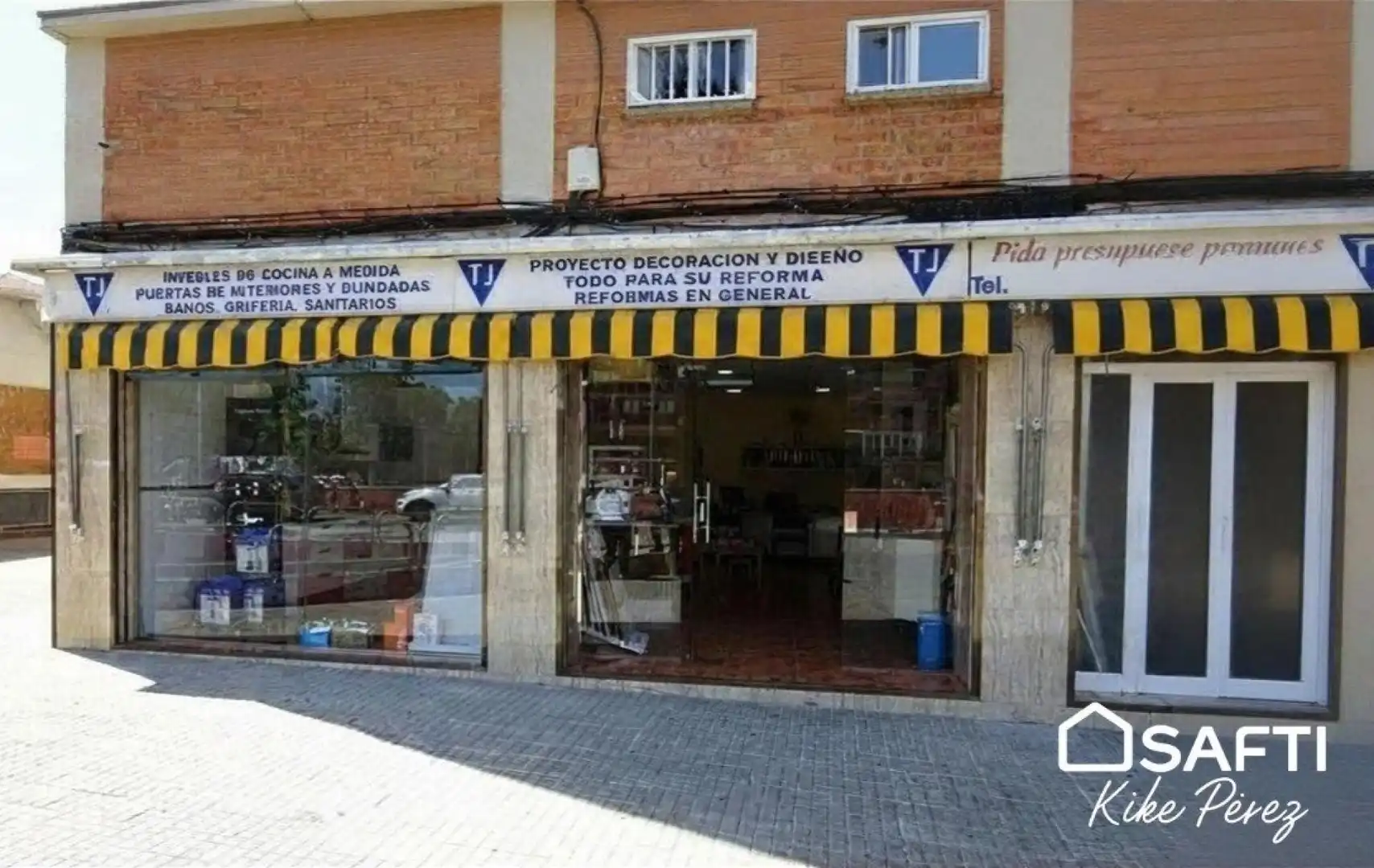 Commercial properties for sale in Cornellà de Llobregat  with Air Conditioner