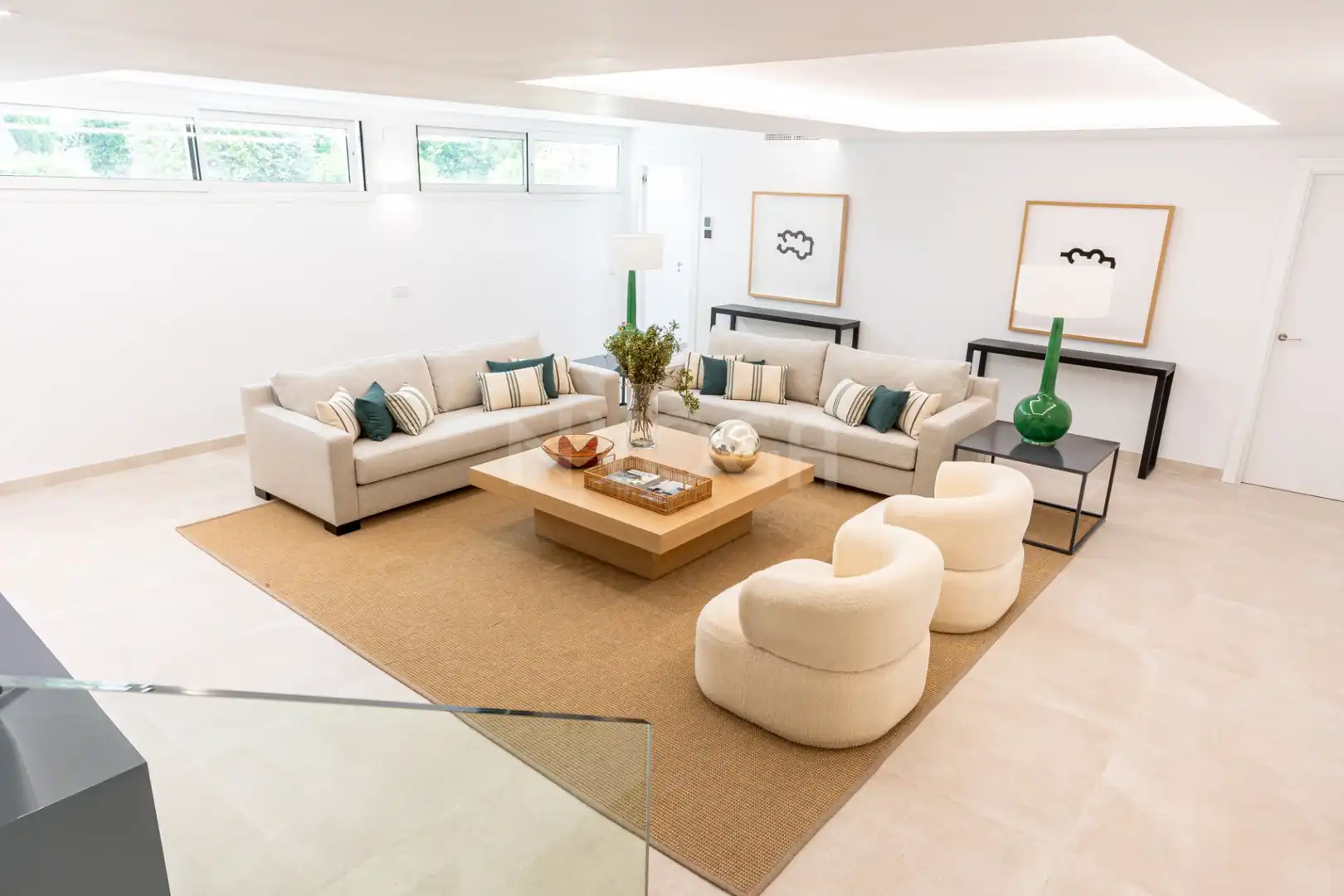 Sala de estar de Casa o chalet en venta en Marbella con Aire acondicionado, Jardín privado y Terraza
