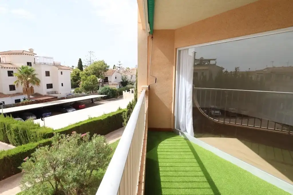 Terrassa de Apartament en venda en Orihuela amb Terrassa i Piscina comunitària