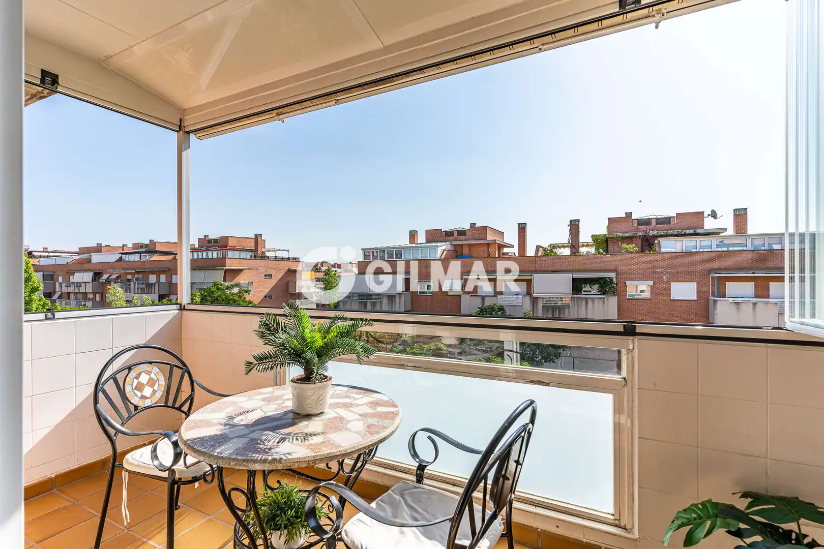 Terrassa de Dúplex en venda en Pozuelo de Alarcón amb Calefacció, Jardí privat i Traster