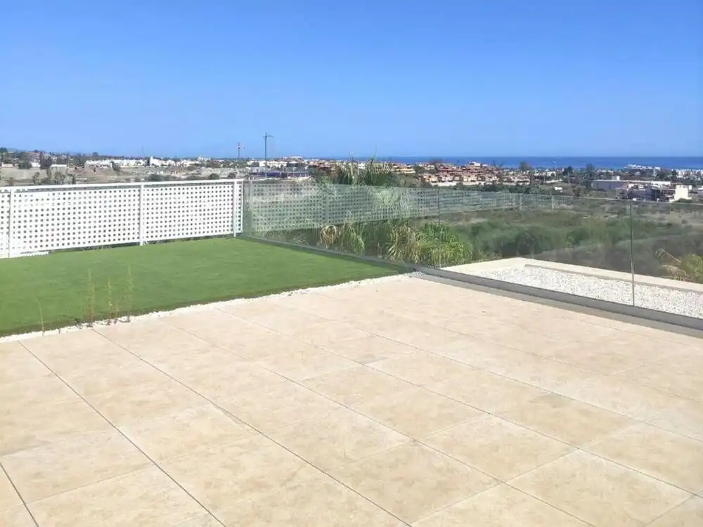 Terrace of Houses for sale in Estepona  with Air Conditioner, Private garden and Terrace