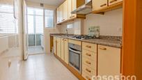 Kitchen of Flat for sale in L'Hospitalet de Llobregat  with Heating