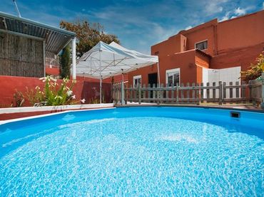 Landhaus mit Pool zum Verkauf in GC-703
