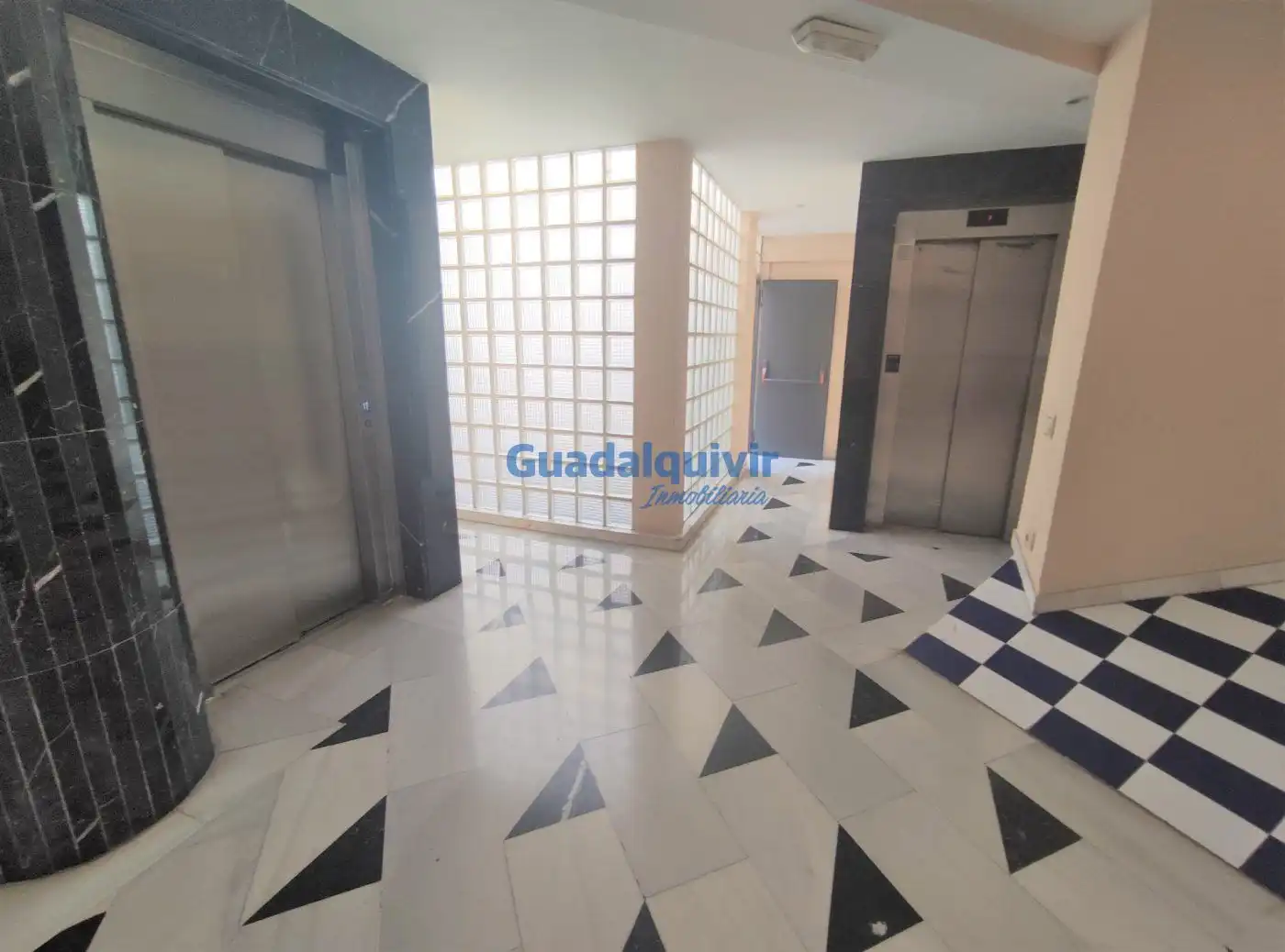 Piso de alquiler en Sevilla con Aire acondicionado y Terraza