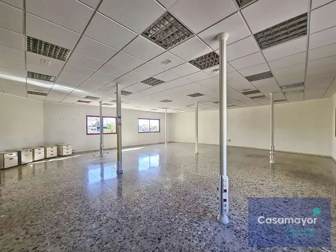 Gebäude zur Miete in Alicante / Alacant