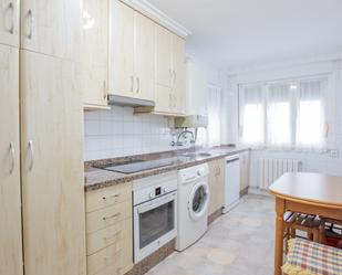 Kitchen of Flat for sale in Oviedo   with Heating and Storage room