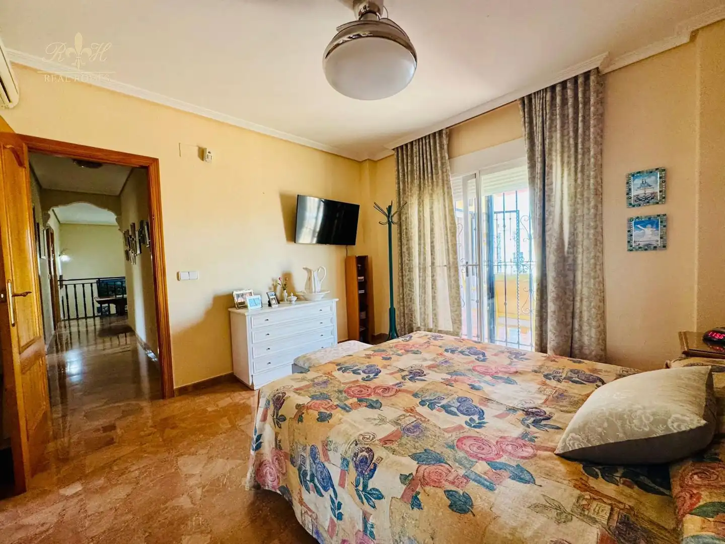 Bedroom of Houses for sale in L'Alfàs del Pi  with Air Conditioner, Heating and Terrace