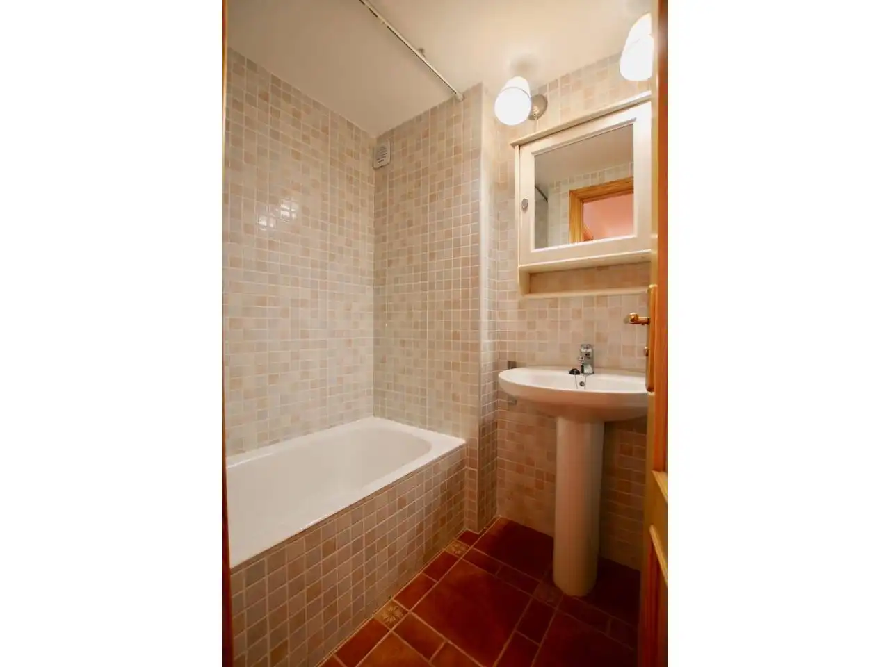 Baño de Piso en venta en Llucmajor con Calefacción, Terraza y Alarma