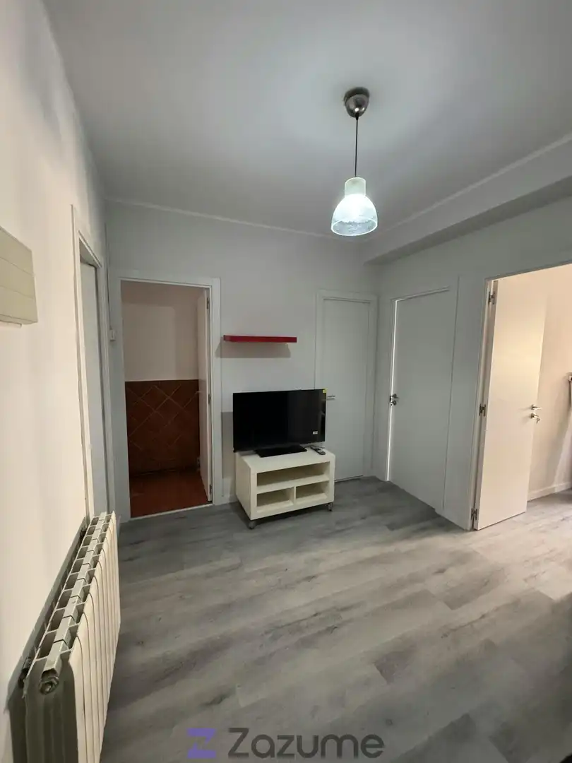 Bedroom of Flat for rent in Zaragoza  with Heating, Terrace and Furnished