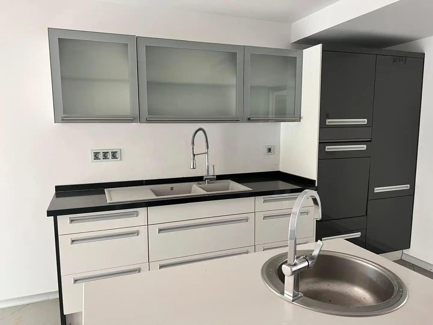 Cuina de Casa o xalet en venda en La Nucia amb Jardí privat, Terrassa i Piscina