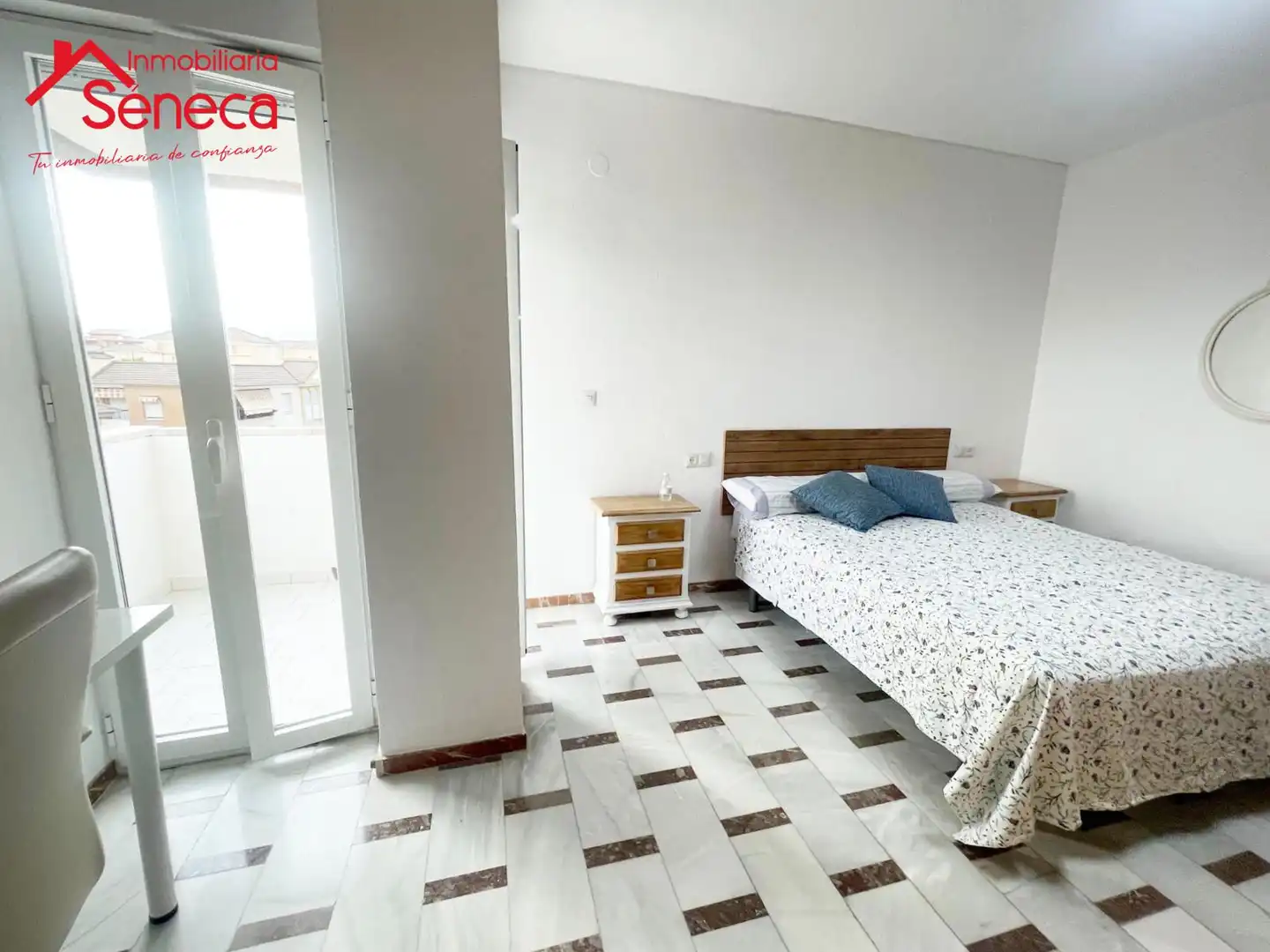 Habitación de Piso de alquiler en Córdoba con Aire acondicionado, Terraza y Amueblado