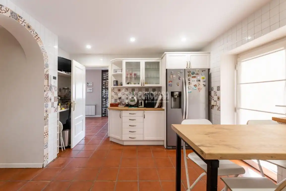 Cuina de Casa o xalet en venda en Torrelodones amb Calefacció, Jardí privat i Terrassa