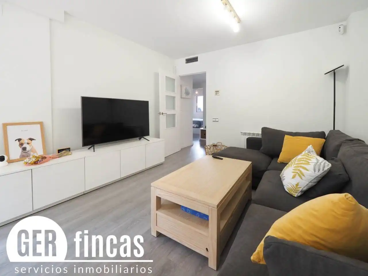 Sala de estar de Piso en venta en Terrassa con Aire acondicionado, Parquet y Terraza