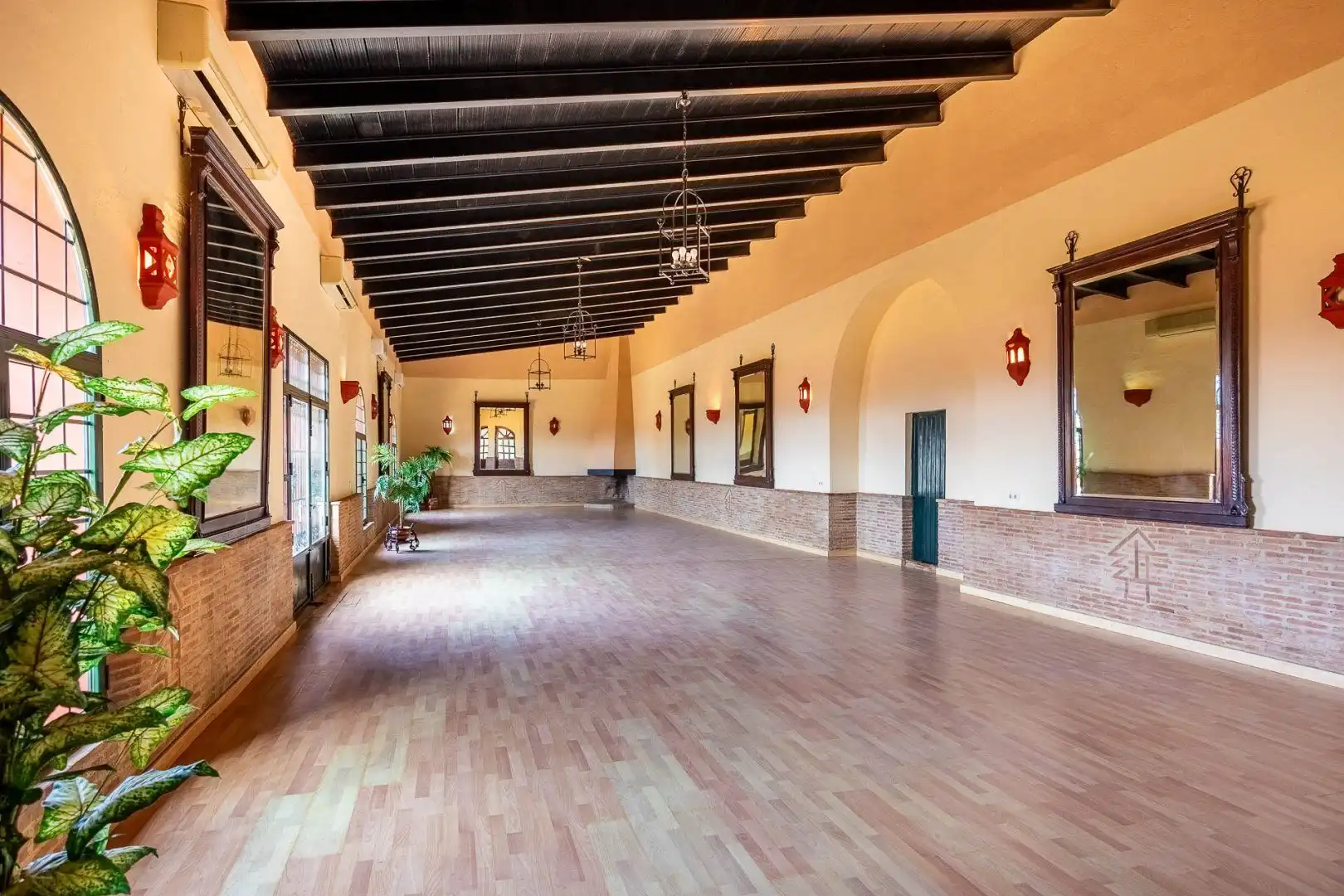 Country homes for sale in Carmona  with Air Conditioner, Terrace and Storage room