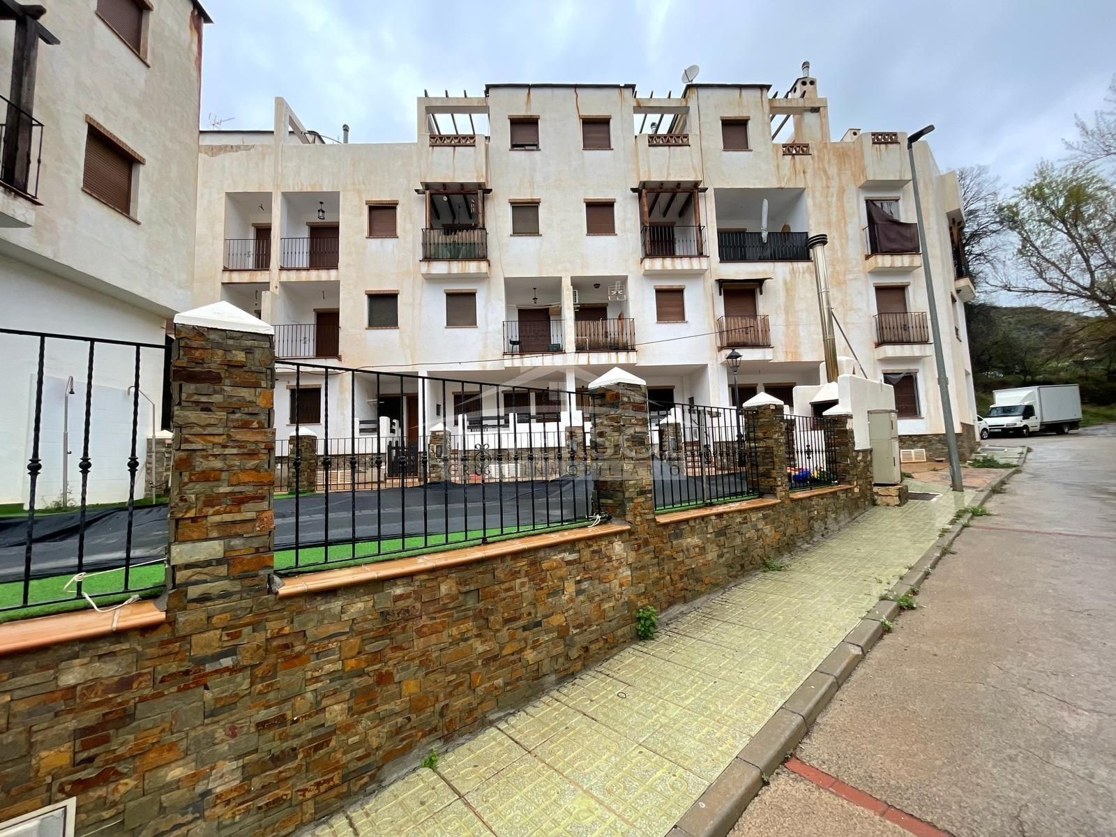 Exterior view of Apartment for sale in Paterna del Río  with Terrace and Community pool