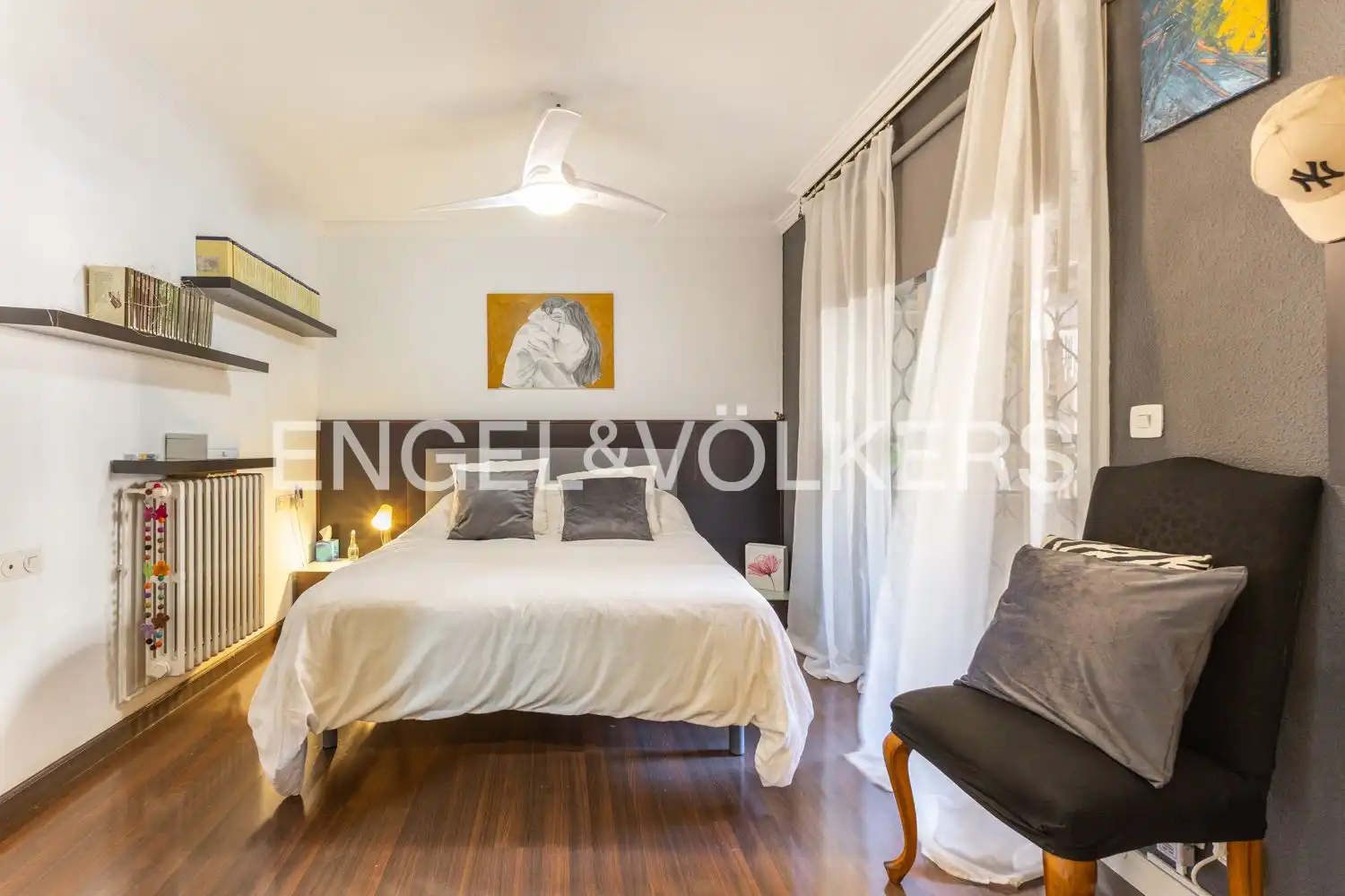 Schlafzimmer von Wohnung zum Verkauf in Valencia mit Klimaanlage, Heizung und Parkett