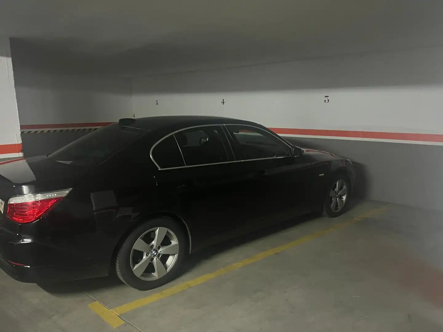 Parkplatz von Wohnung zum Verkauf in Valencia de Don Juan mit Klimaanlage, Heizung und Abstellraum