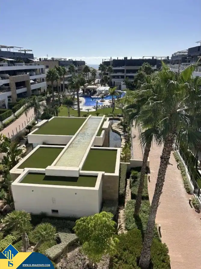Schwimmbecken von Dachboden zum Verkauf in Orihuela mit Klimaanlage, Heizung und Terrasse