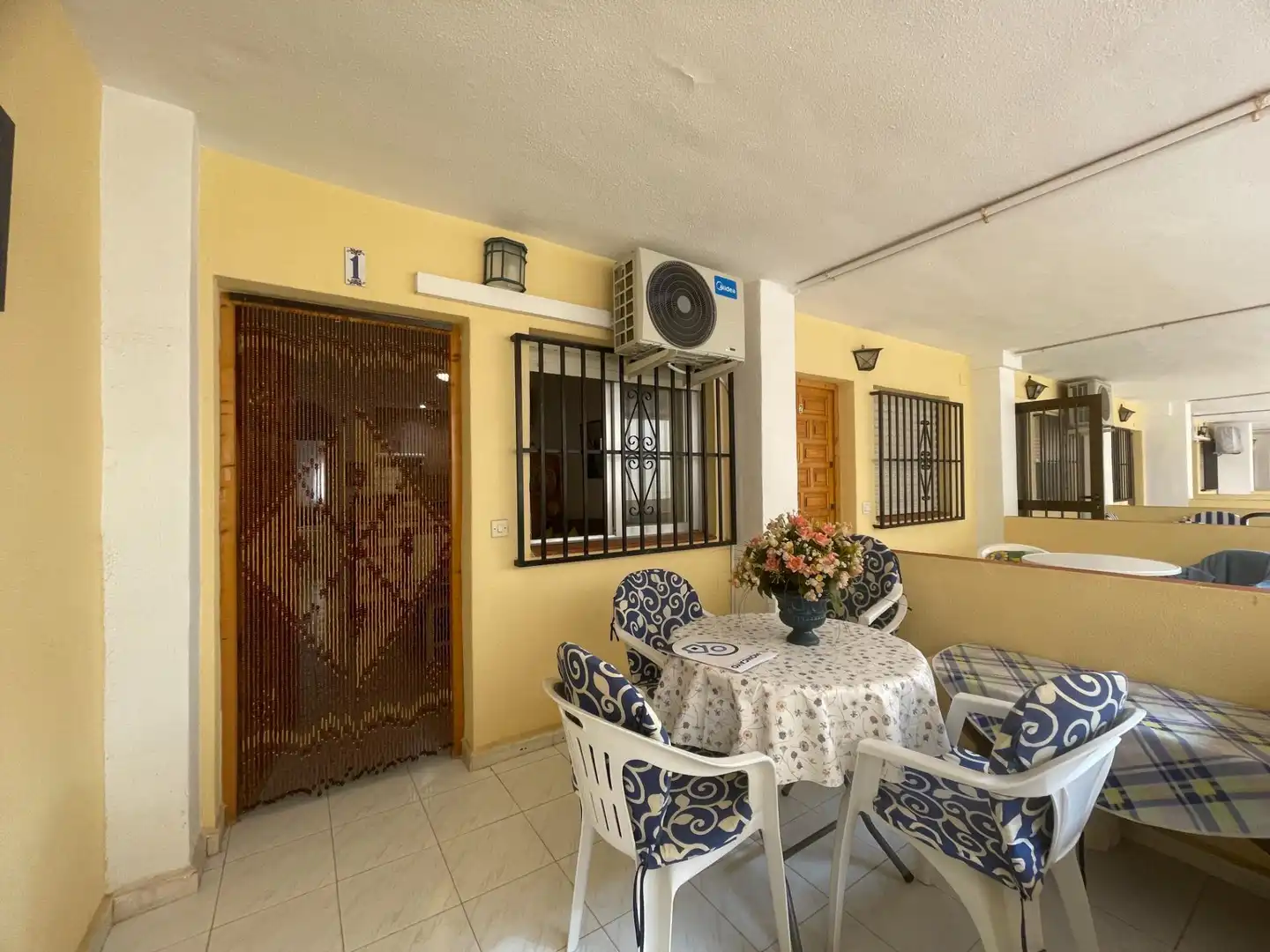 Terraza de Apartamento en venta en Guardamar del Segura con Aire acondicionado y Amueblado