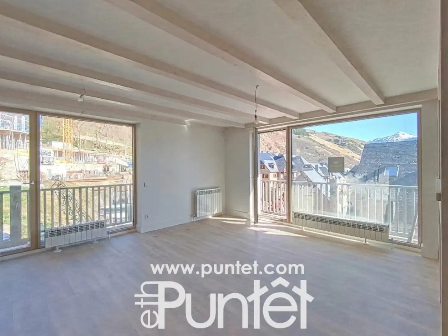 Sala de estar de Casa o chalet en venta en Naut Aran con Calefacción, Terraza y Trastero