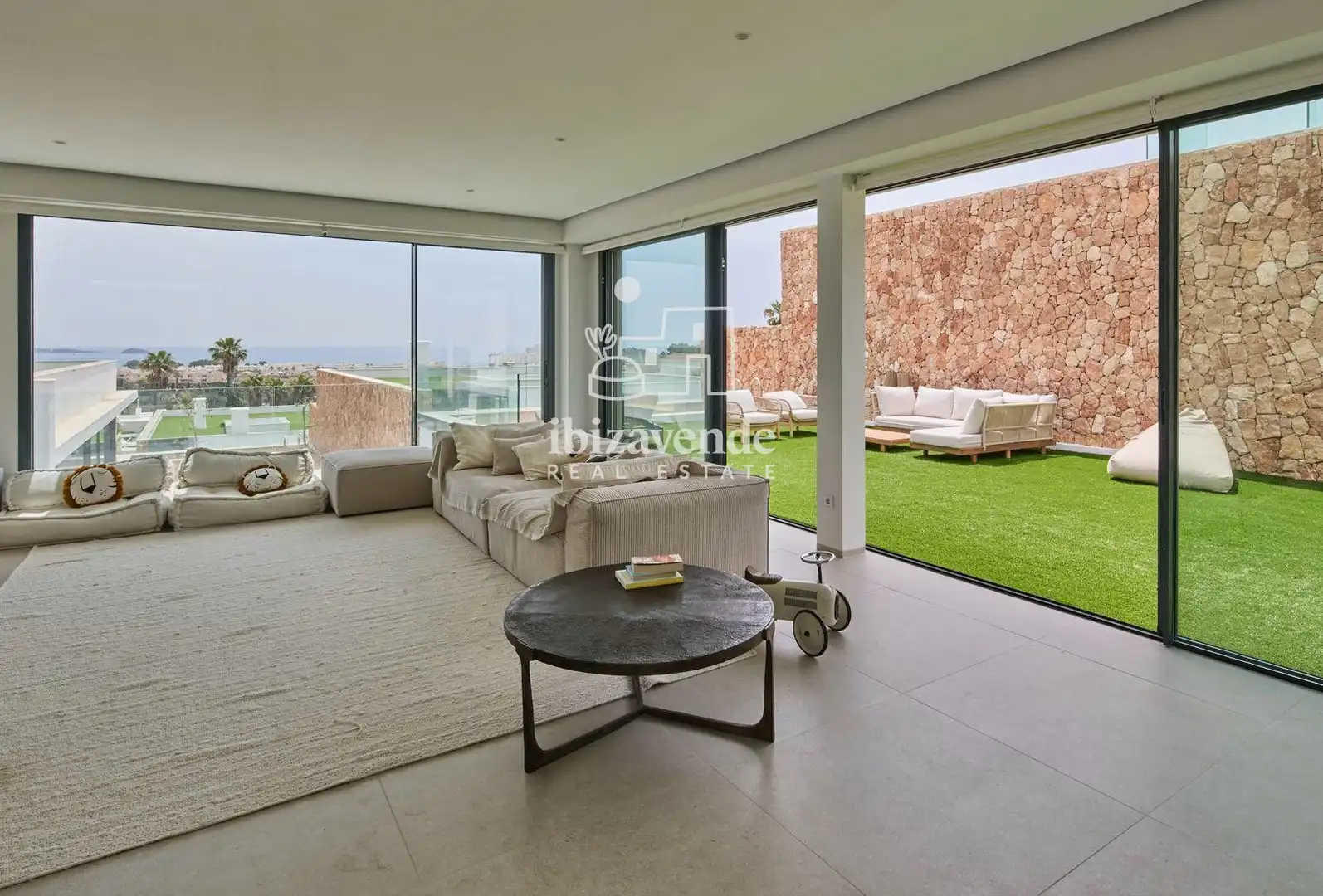 Sala de estar de Casa o chalet de alquiler en Santa Eulària des Riu con Aire acondicionado, Calefacción y Jardín privado