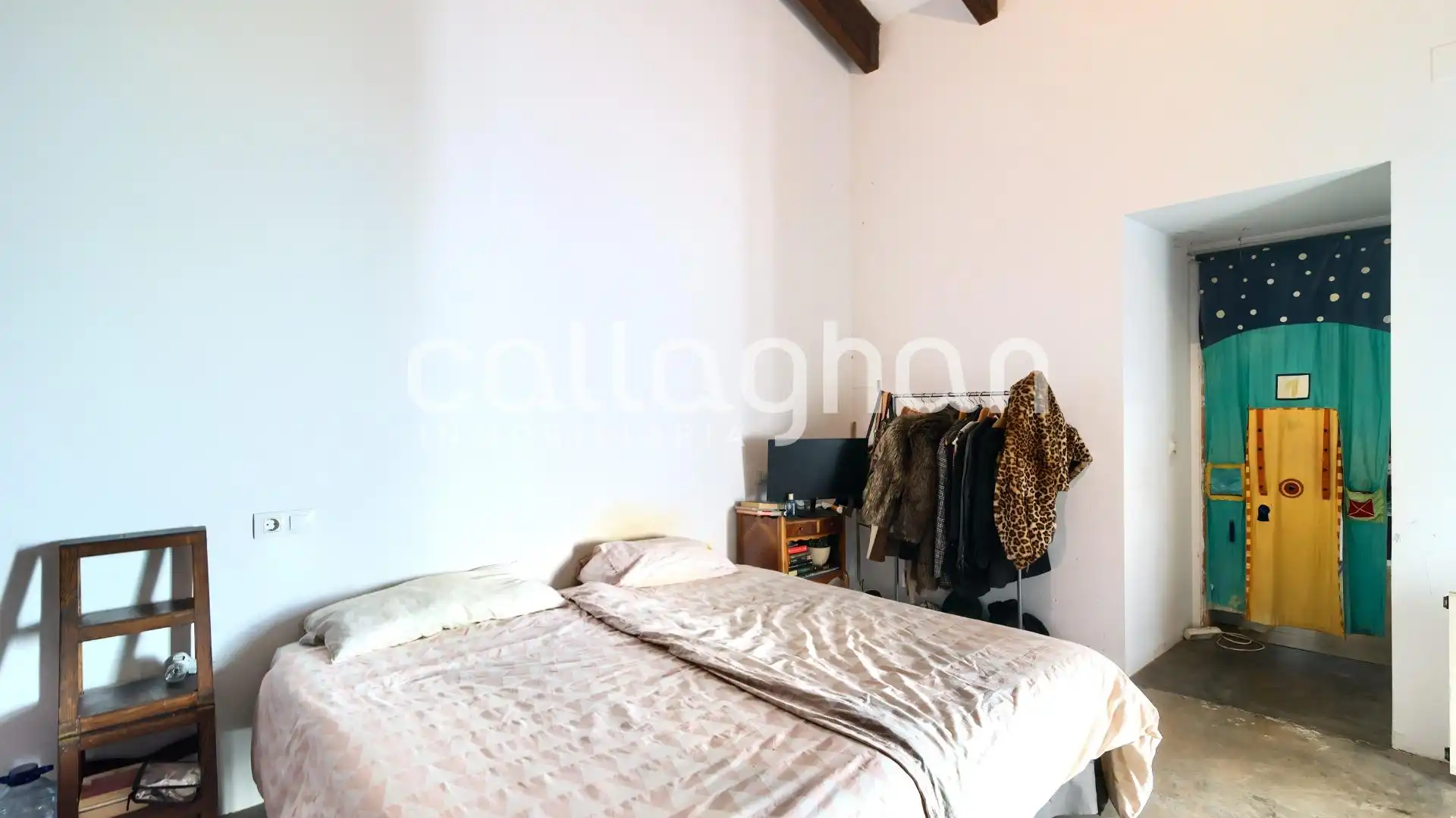 Habitación de Casa o chalet en venta en Valencia con Piscina