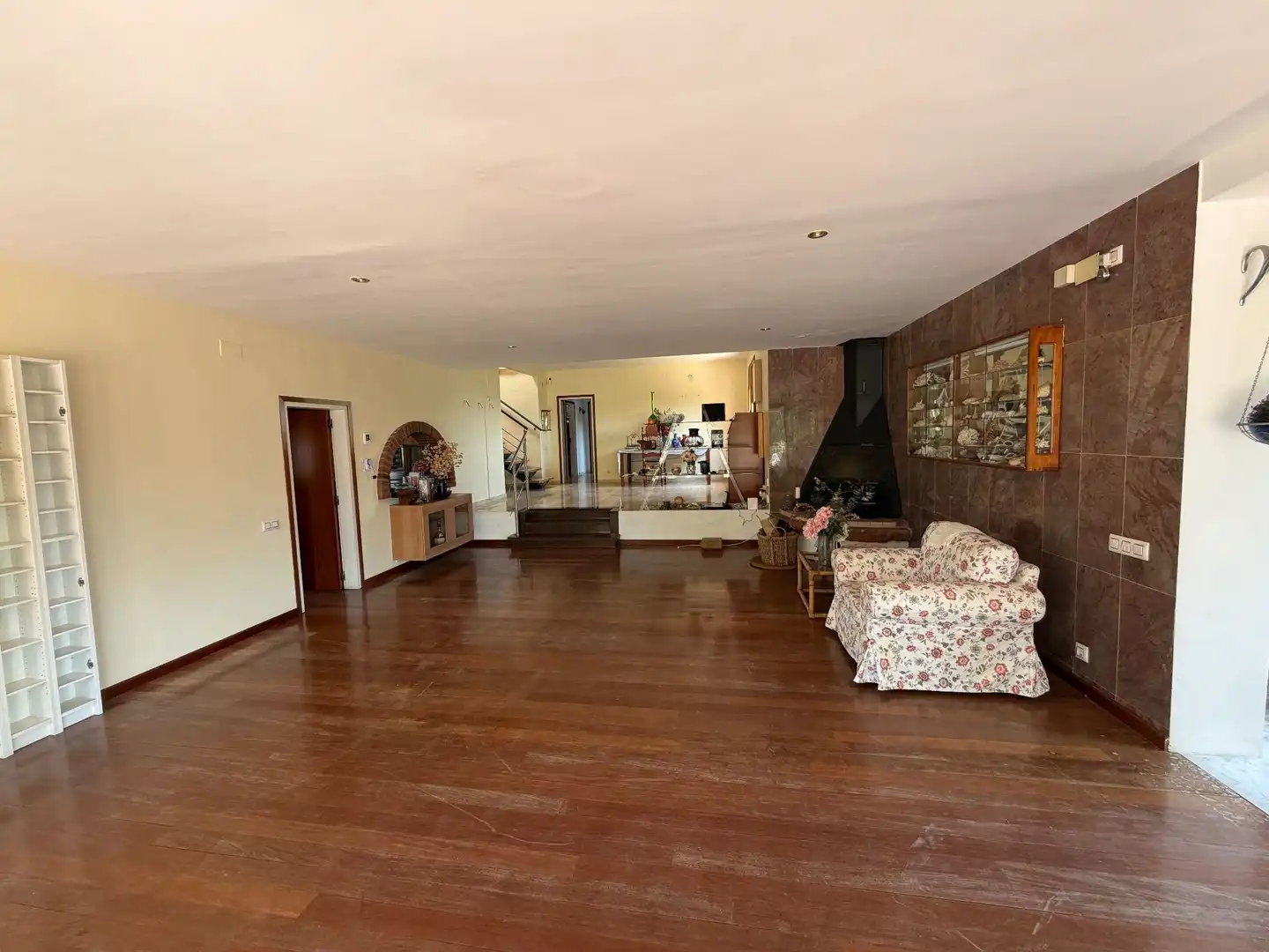 Sala d'estar de Casa o xalet en venda en Esparreguera amb Aire condicionat, Calefacció i Jardí privat