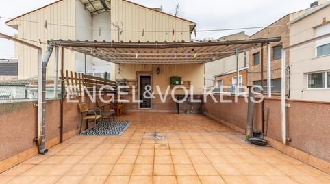 Foto 2 de Casa adosada en venta en Creu de Barberà, Sabadell