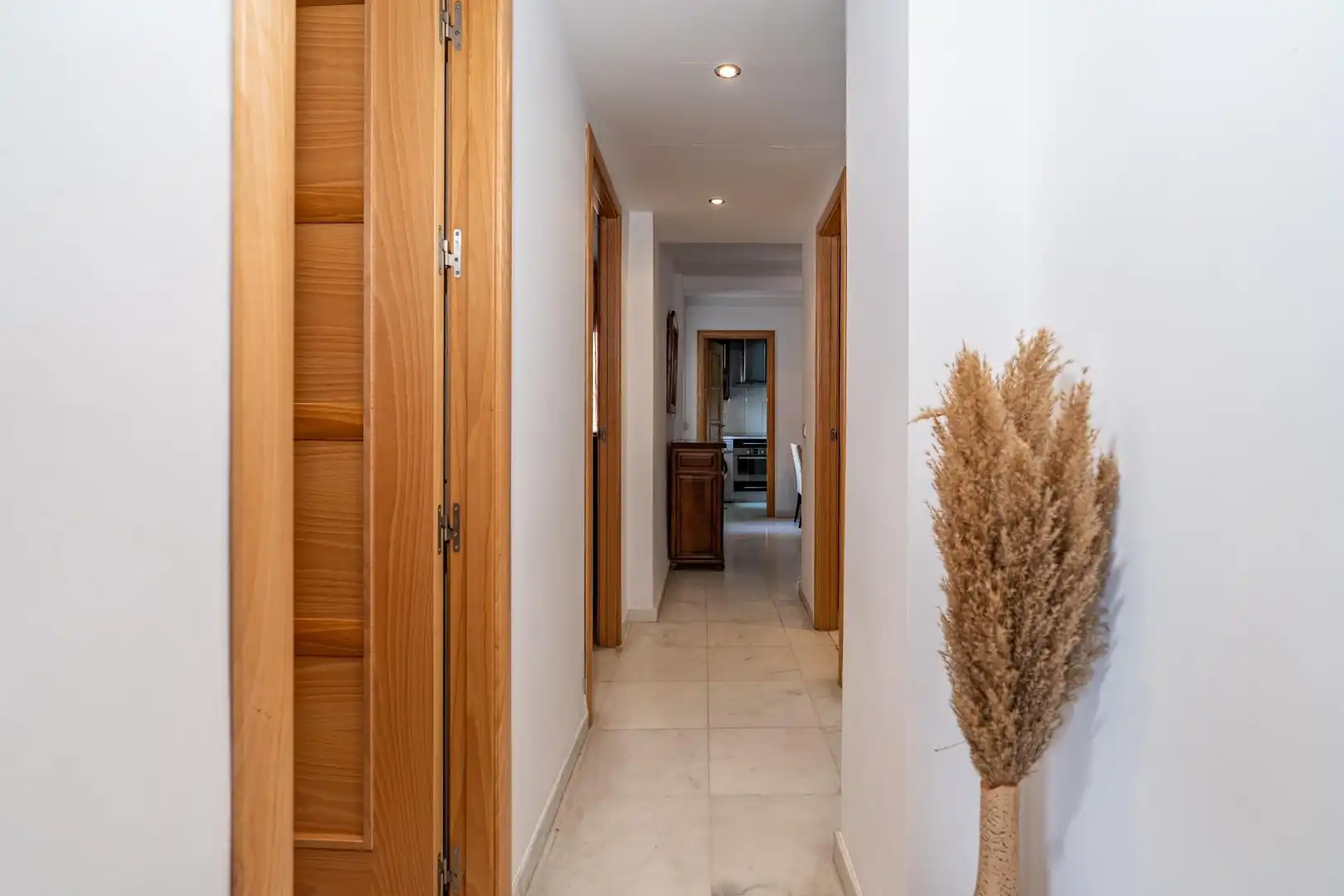 Flat for rent in Sevilla  with Air Conditioner, Heating and Furnished